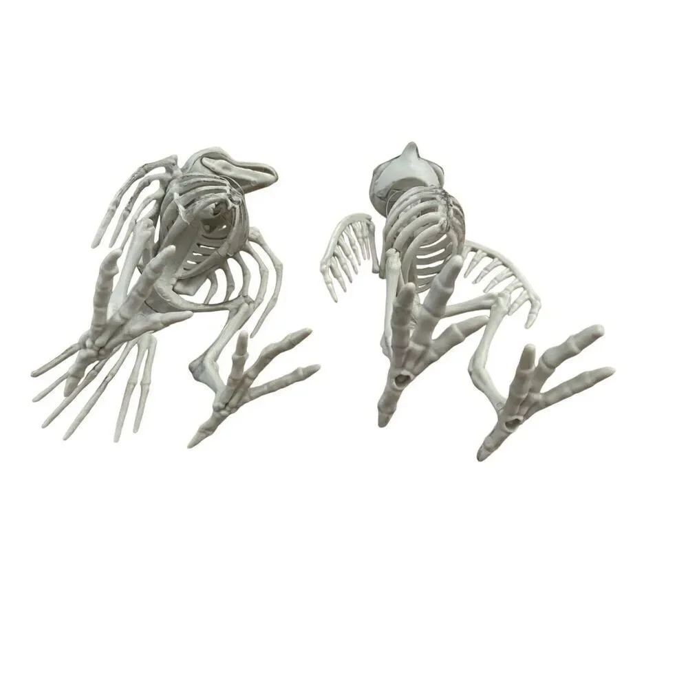 4 Pc Halloween Decorations Hanging Wall Signs Skeletons Spooky